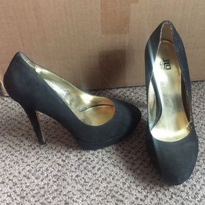 Black platform heels